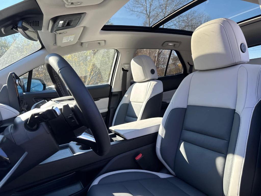 new 2025 Honda Prologue car, priced at $56,195