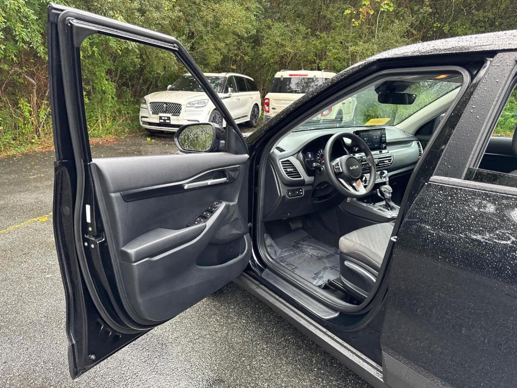 used 2022 Kia Seltos car, priced at $20,165
