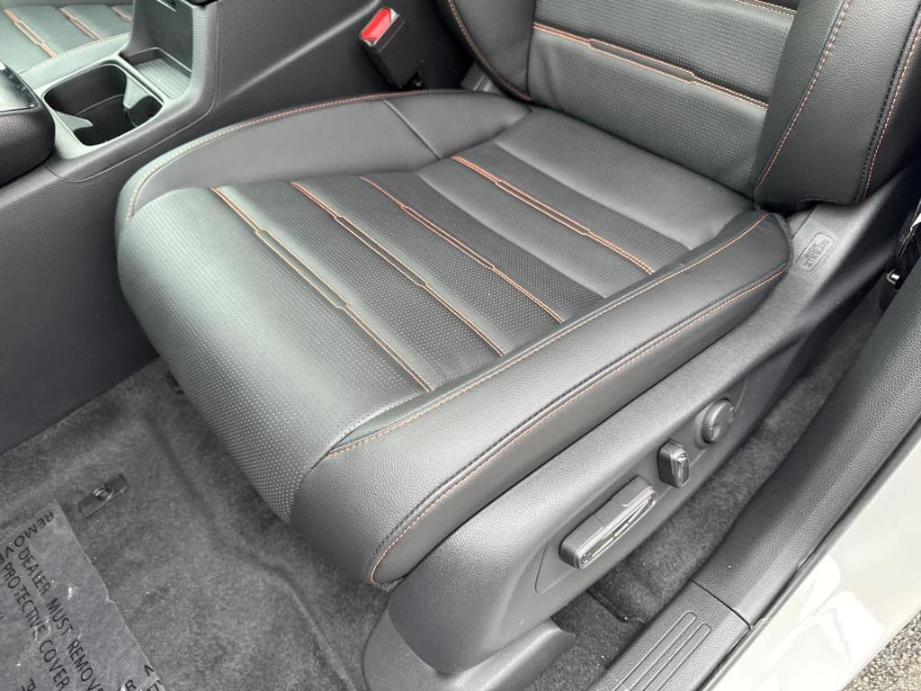 new 2026 Honda CR-V Hybrid car, priced at $42,130