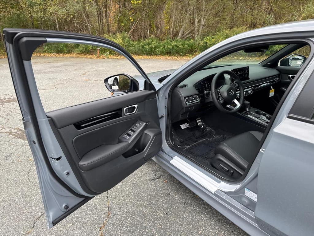 new 2026 Honda Civic Hybrid car, priced at $33,945