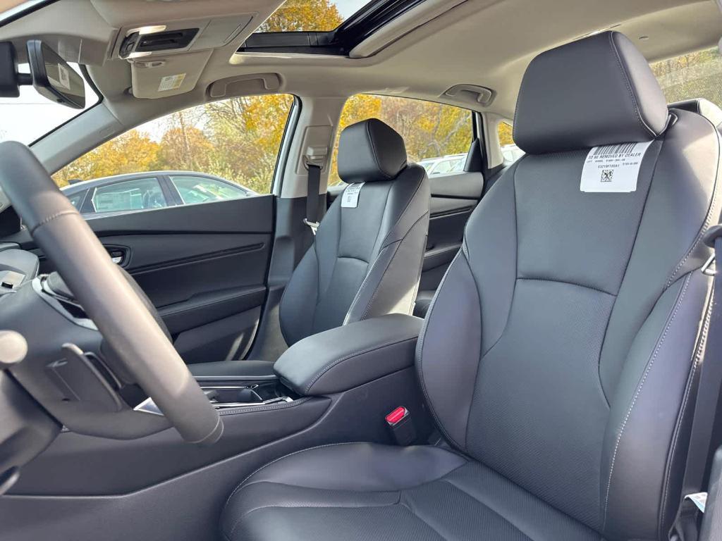 new 2025 Honda Accord Hybrid car, priced at $40,950