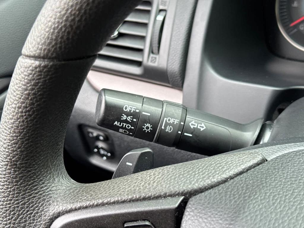 used 2022 Honda Pilot car, priced at $27,275
