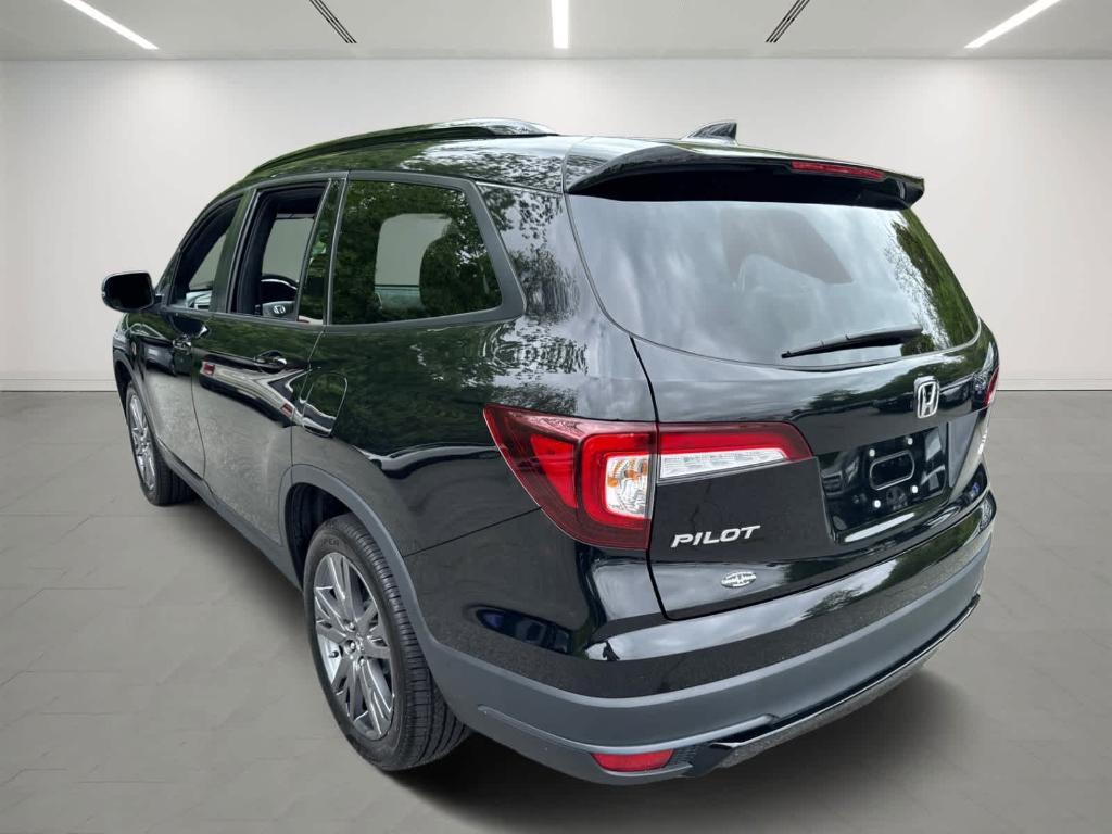 used 2022 Honda Pilot car, priced at $27,275
