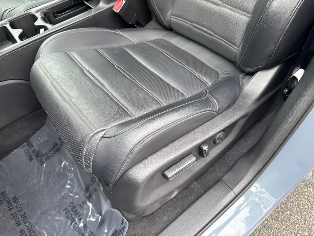 used 2022 Honda CR-V Hybrid car, priced at $28,995