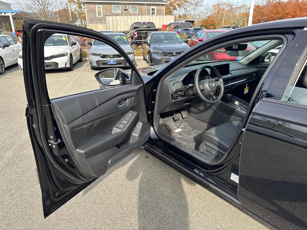 new 2025 Honda Accord Hybrid car, priced at $36,135
