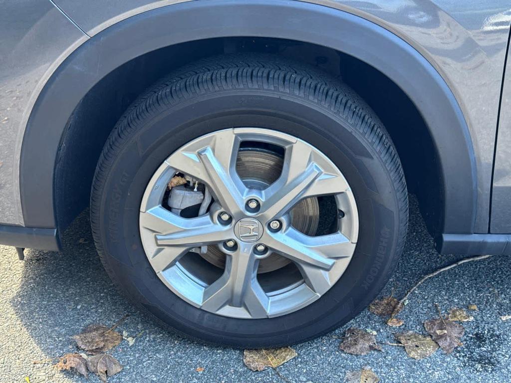 used 2025 Honda HR-V car, priced at $26,895