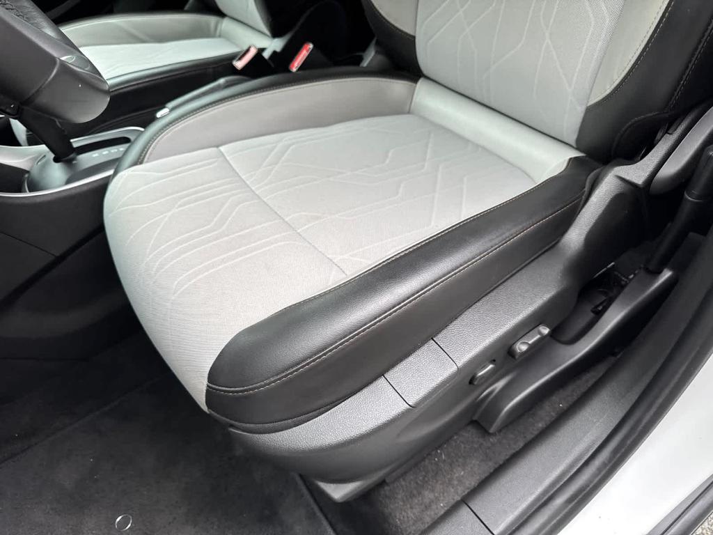 used 2022 Chevrolet Trax car, priced at $18,941