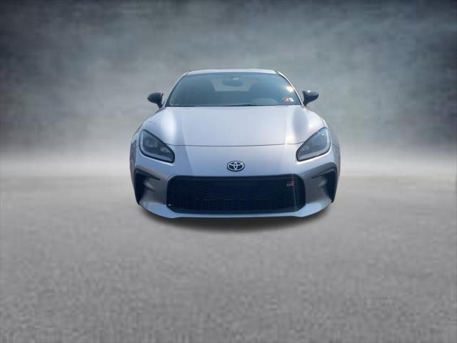 new 2025 Toyota GR86 car, priced at $33,298