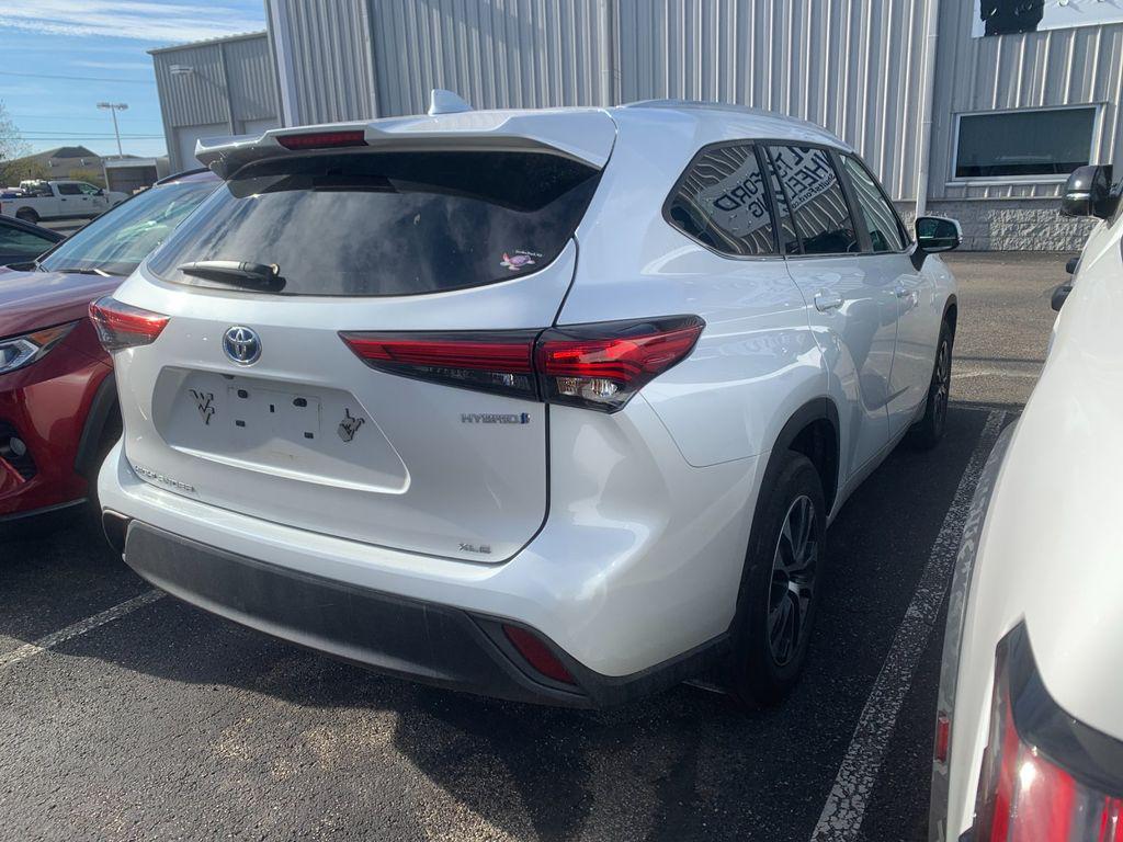 used 2023 Toyota Highlander Hybrid car, priced at $42,991