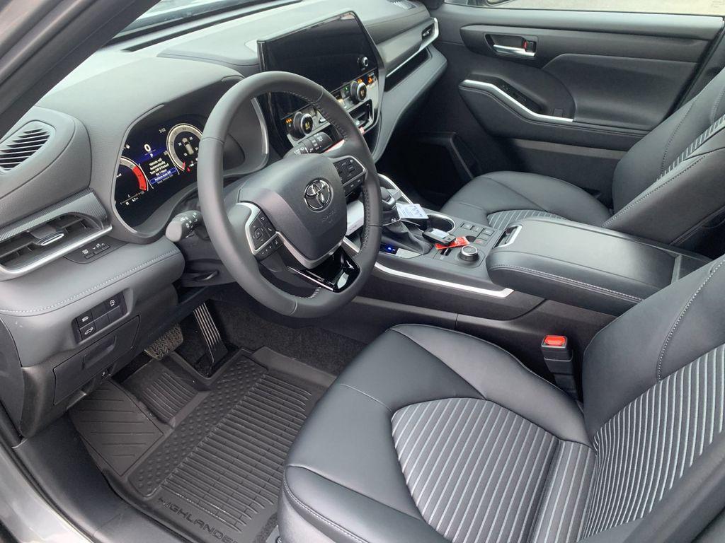 new 2026 Toyota Highlander car, priced at $51,838