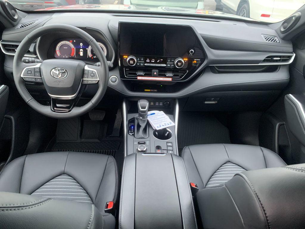 new 2026 Toyota Highlander car, priced at $51,838