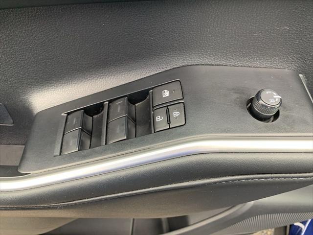 used 2023 Toyota Highlander Hybrid car, priced at $40,991