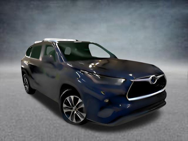 used 2023 Toyota Highlander Hybrid car, priced at $40,991