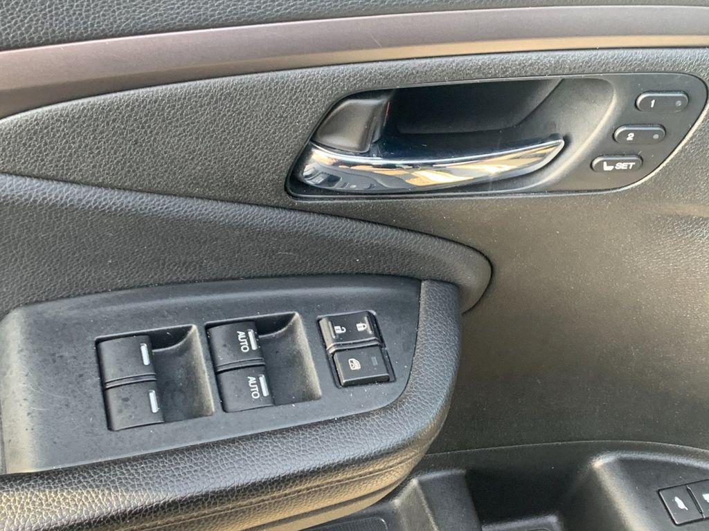 used 2022 Honda Pilot car, priced at $29,631