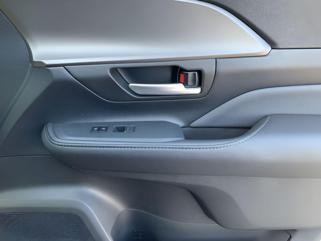 new 2026 Toyota Grand Highlander car, priced at $49,178