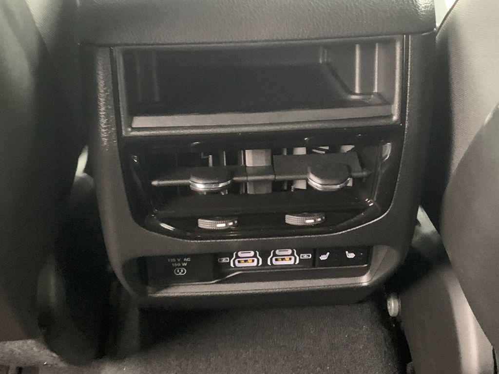 used 2024 Jeep Grand Cherokee car, priced at $37,745