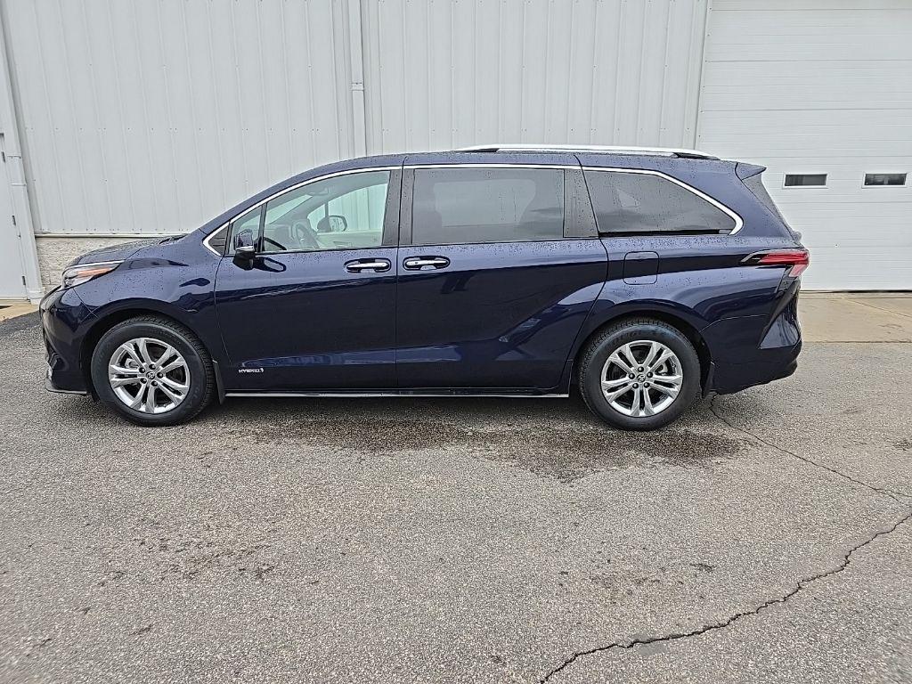 used 2021 Toyota Sienna car, priced at $47,644