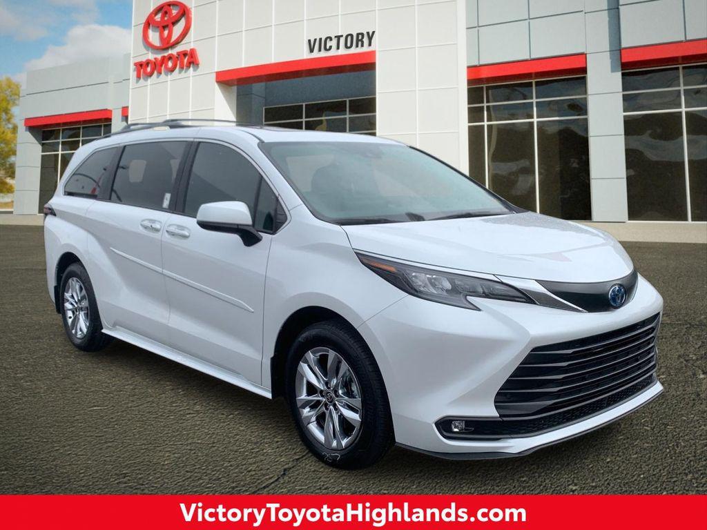 new 2025 Toyota Sienna car, priced at $51,010