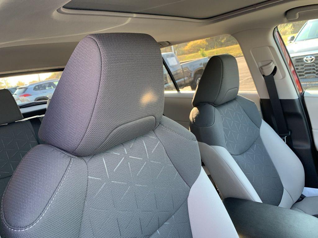 new 2025 Toyota RAV4 car, priced at $37,978