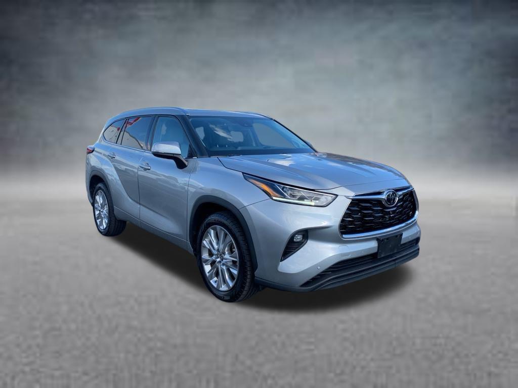 used 2021 Toyota Highlander car, priced at $31,763