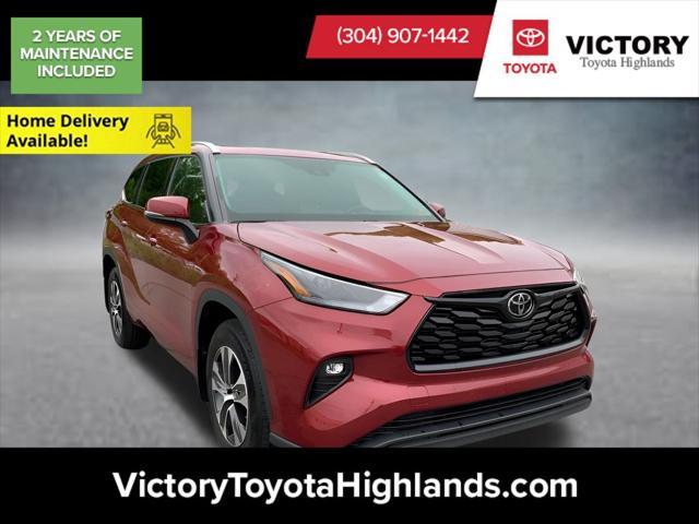 used 2022 Toyota Highlander car, priced at $36,991