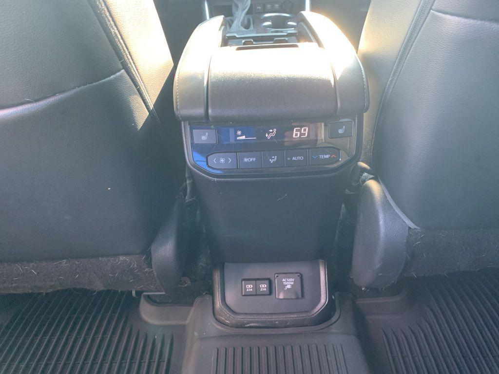 used 2021 Toyota Highlander Hybrid car, priced at $34,633