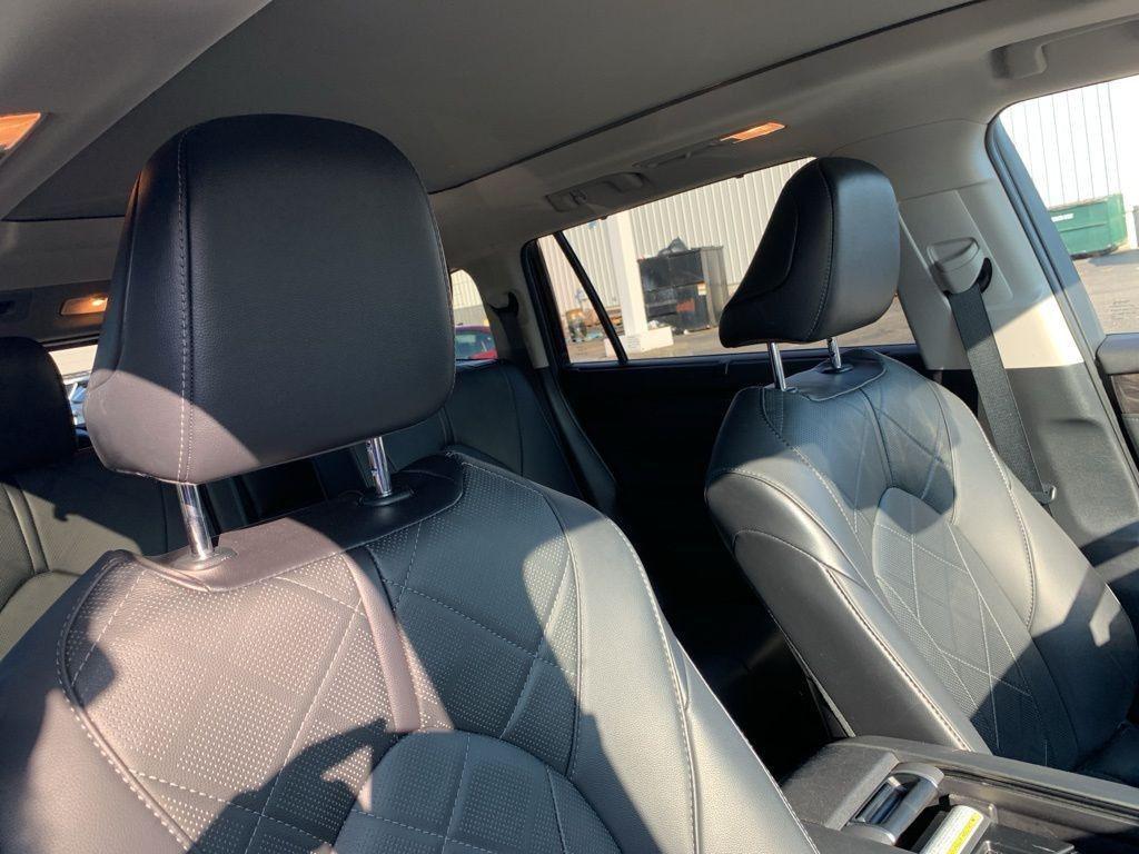 used 2021 Toyota Highlander Hybrid car, priced at $34,633