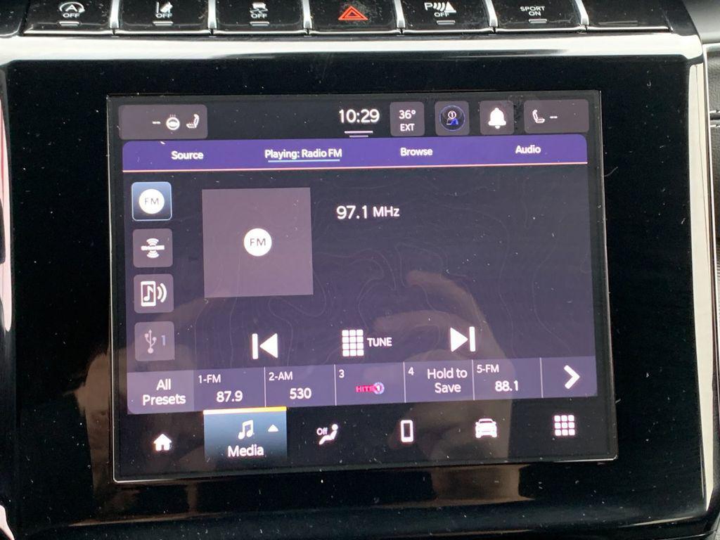 used 2024 Jeep Grand Cherokee car, priced at $33,392