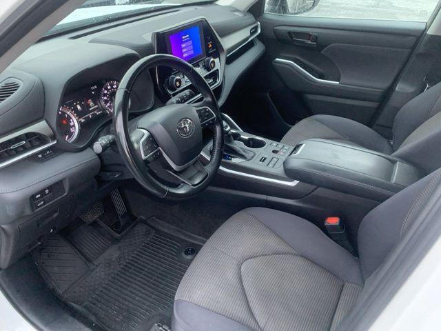 used 2023 Toyota Highlander car, priced at $33,497
