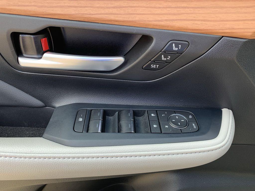 used 2024 Toyota Grand Highlander car, priced at $51,506