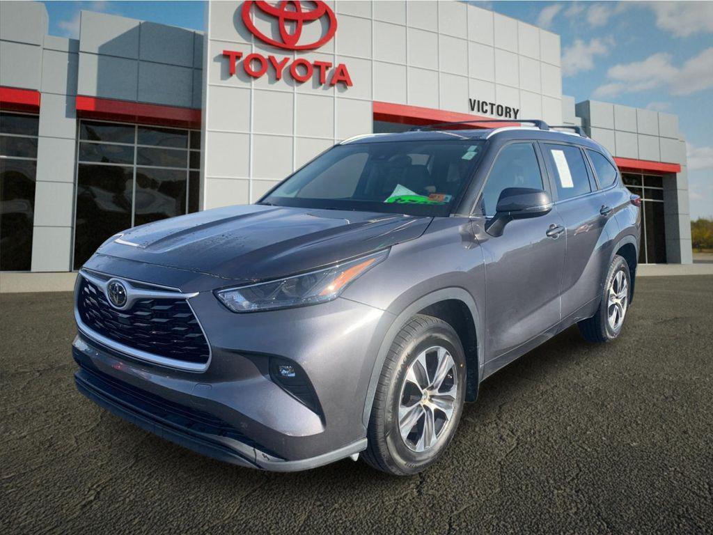 used 2024 Toyota Highlander car, priced at $41,782