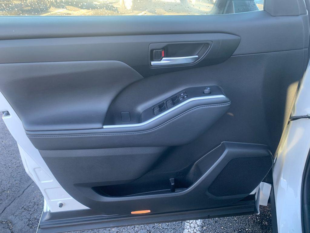 used 2024 Toyota Highlander car, priced at $41,310