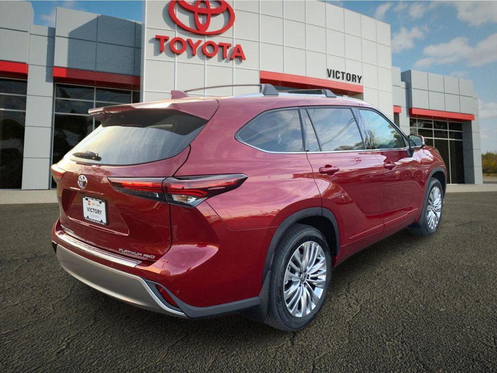 new 2025 Toyota Highlander car, priced at $55,844