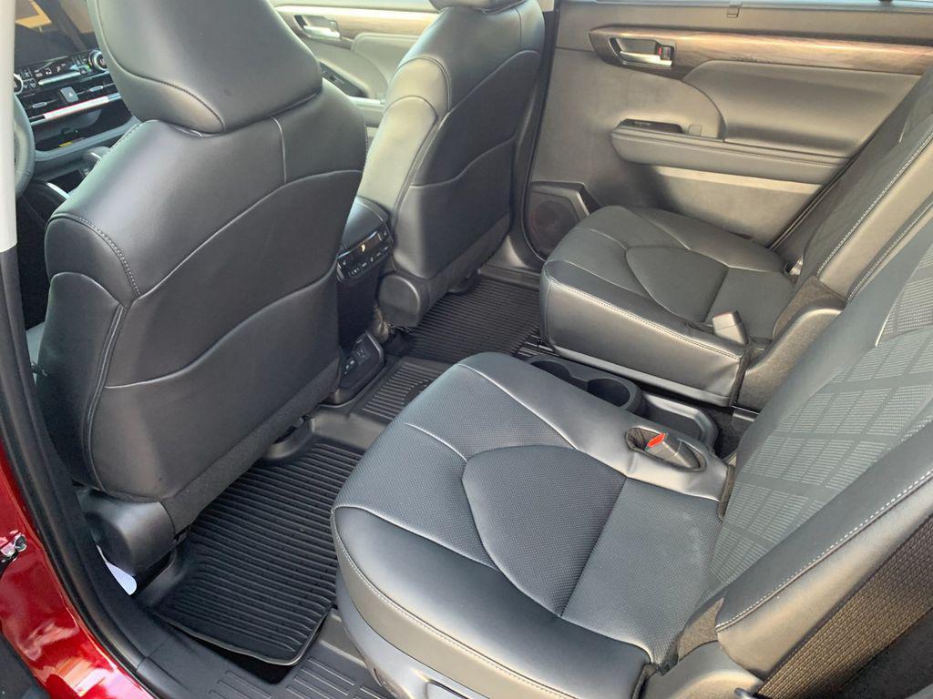 new 2025 Toyota Highlander car, priced at $55,844