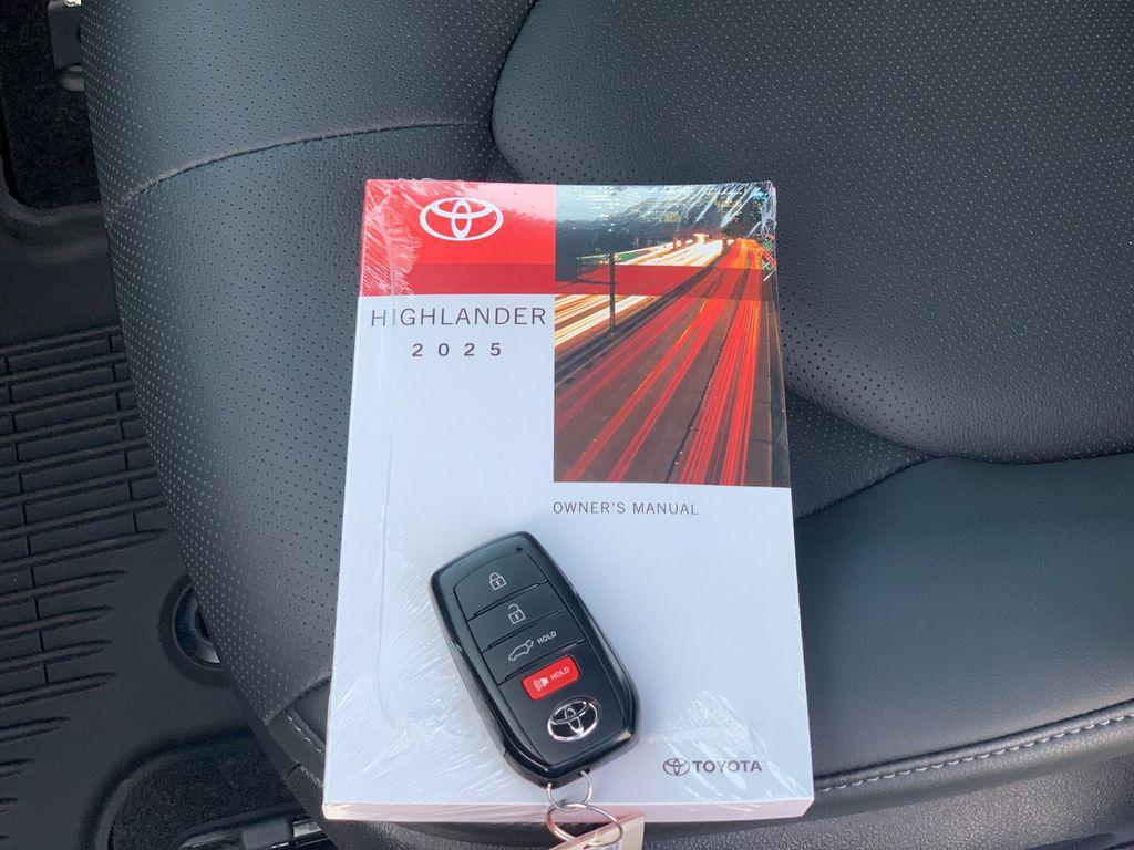 new 2025 Toyota Highlander car, priced at $55,844