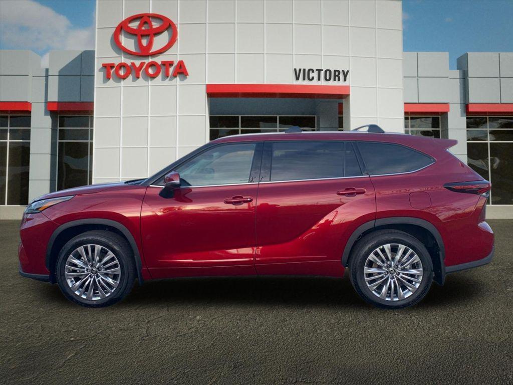 new 2025 Toyota Highlander car, priced at $55,844