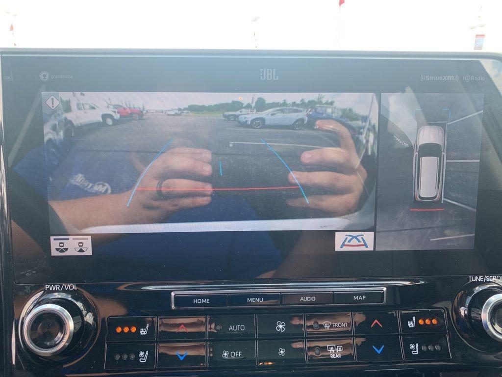 used 2022 Toyota Highlander car, priced at $30,675