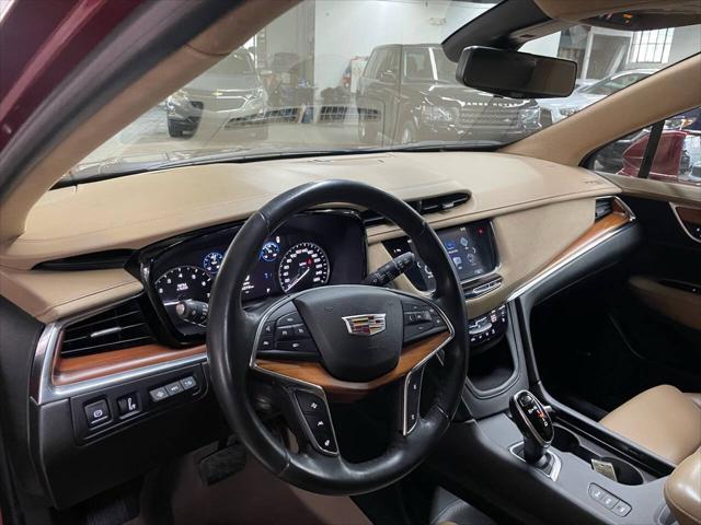 used 2017 Cadillac XT5 car, priced at $25,800