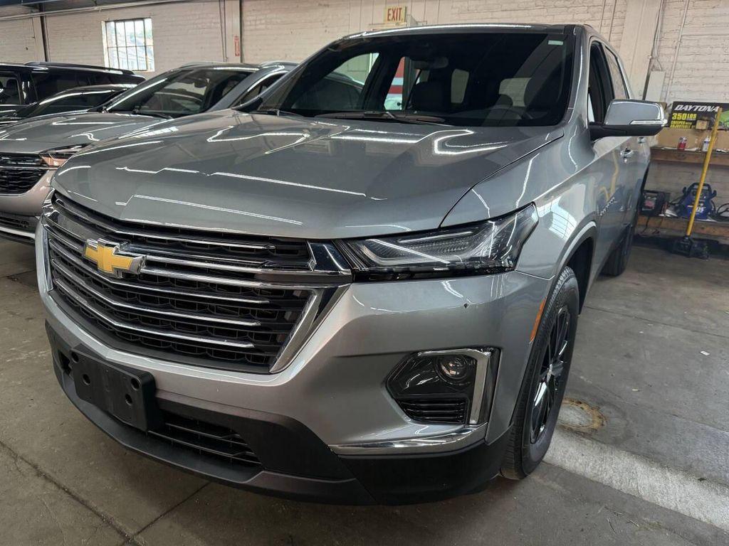 used 2023 Chevrolet Traverse car, priced at $34,500