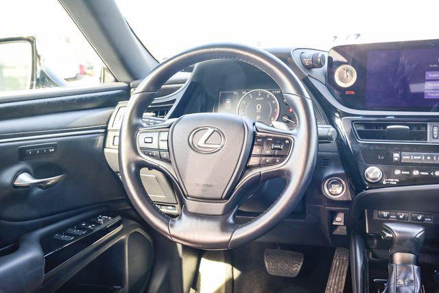used 2025 Lexus ES 350 car, priced at $41,995