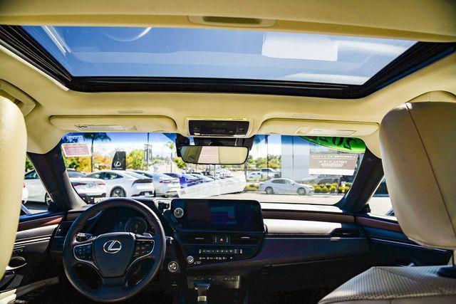 used 2025 Lexus ES 300h car, priced at $44,995