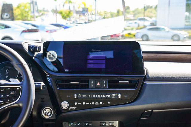used 2025 Lexus ES 300h car, priced at $44,995