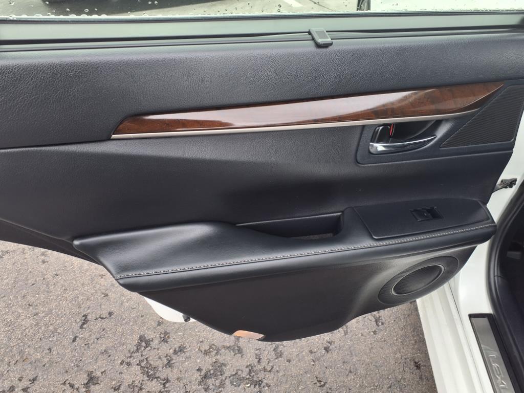 used 2015 Lexus ES 350 car, priced at $16,744