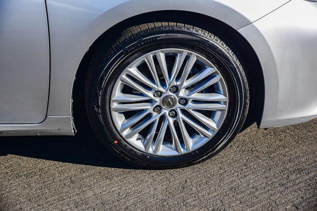 used 2015 Lexus ES 350 car, priced at $17,997