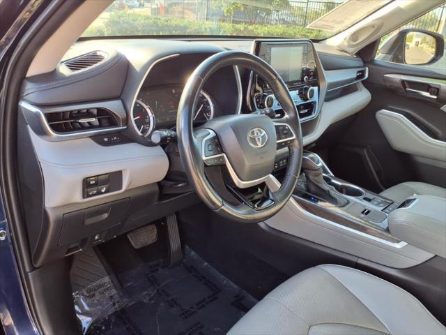 used 2022 Toyota Highlander car, priced at $36,995