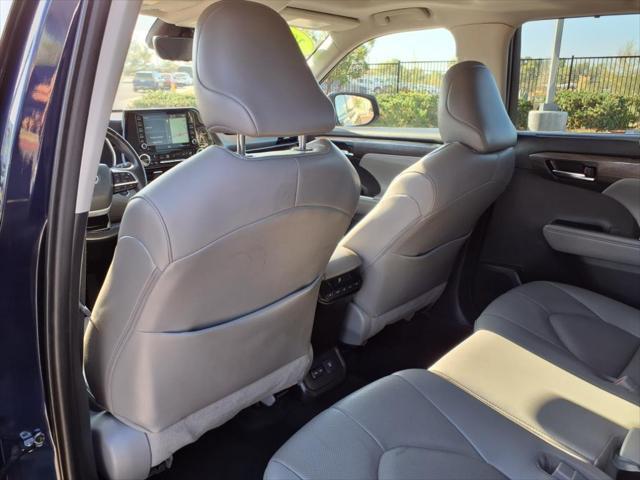 used 2022 Toyota Highlander car, priced at $36,995