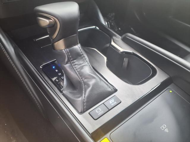 new 2025 Lexus ES 300h car, priced at $49,434