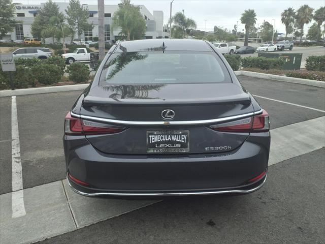 new 2025 Lexus ES 300h car, priced at $49,434