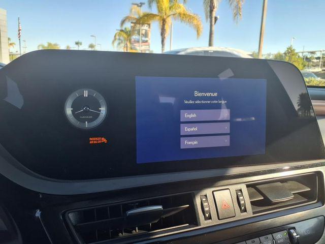 new 2025 Lexus ES 300h car, priced at $49,034