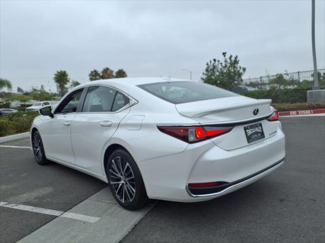 used 2024 Lexus ES 300h car, priced at $43,444